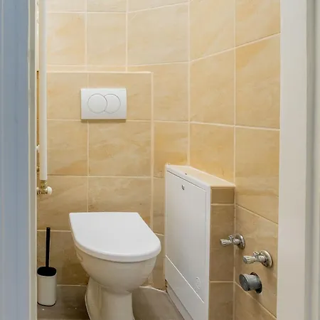 Spacious 3br Roomy At Puskas Stadium Appartement Budapest